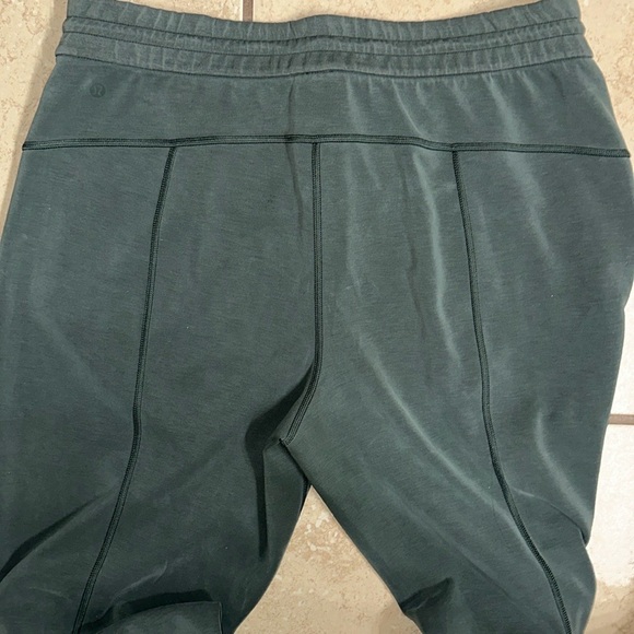 Lululemon High Rise Softstreme Pant - Picture 11 of 15